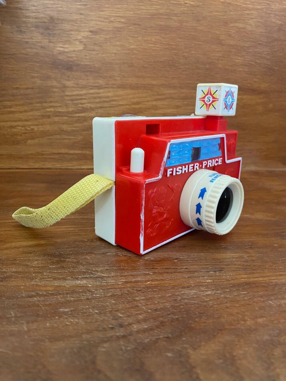 Fisher Price Toy Changeable Disc Camera With One Discs, works, 1968